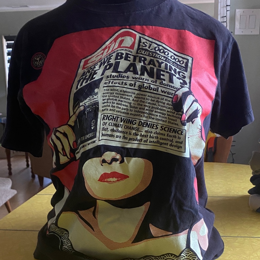 Vintage Obey the Sun T-shirt